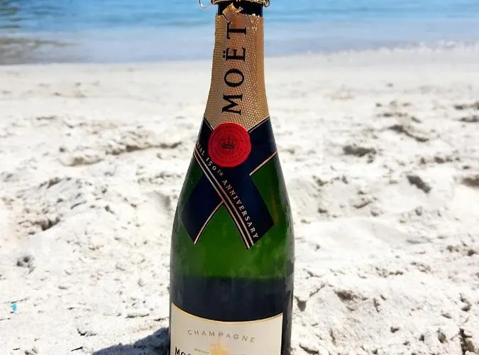 Vanessa Paradise Isola D'elba *